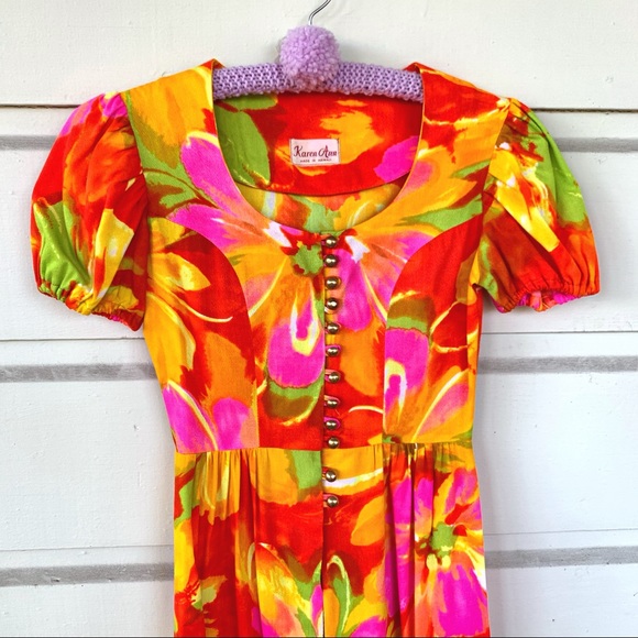 SOLD 60's Karen Ann Psychedelic Duster & Hot Pants - Picture 5 of 8